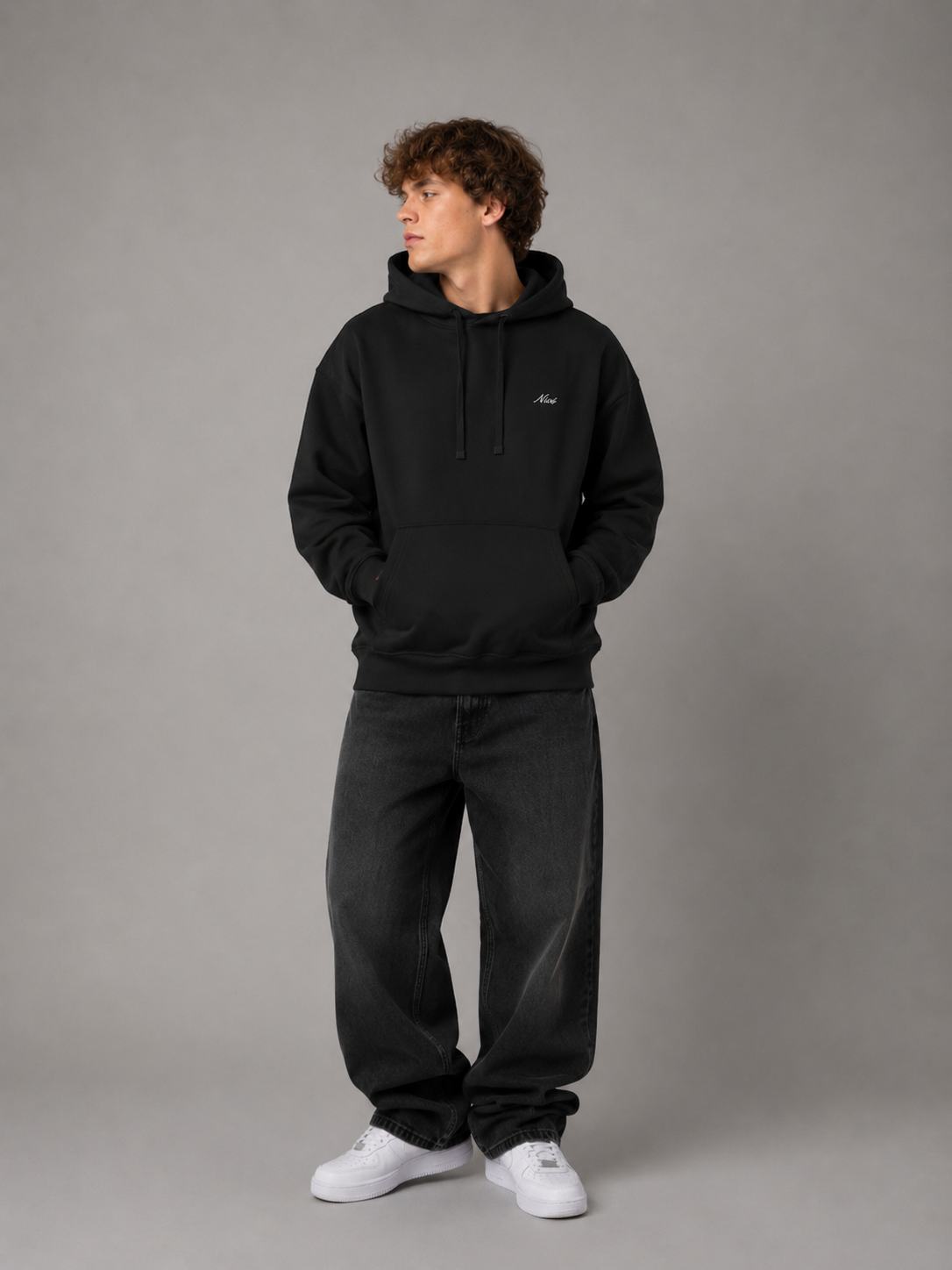 NIVÓ®Signature Hoodie / BLACK